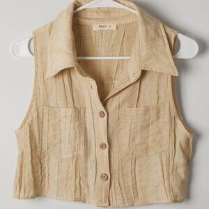 Akaiv No Sleeve Button up Top M